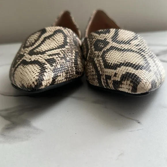 Pre owned/ Franco Sarto Snakeskin Patterned Women's Flats - Picture 3 of 15